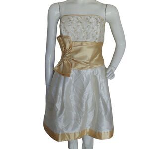 Jessica McClintock GUNNE SAX Dress, Junior 3/S, Strapless, White/Gold, Bow